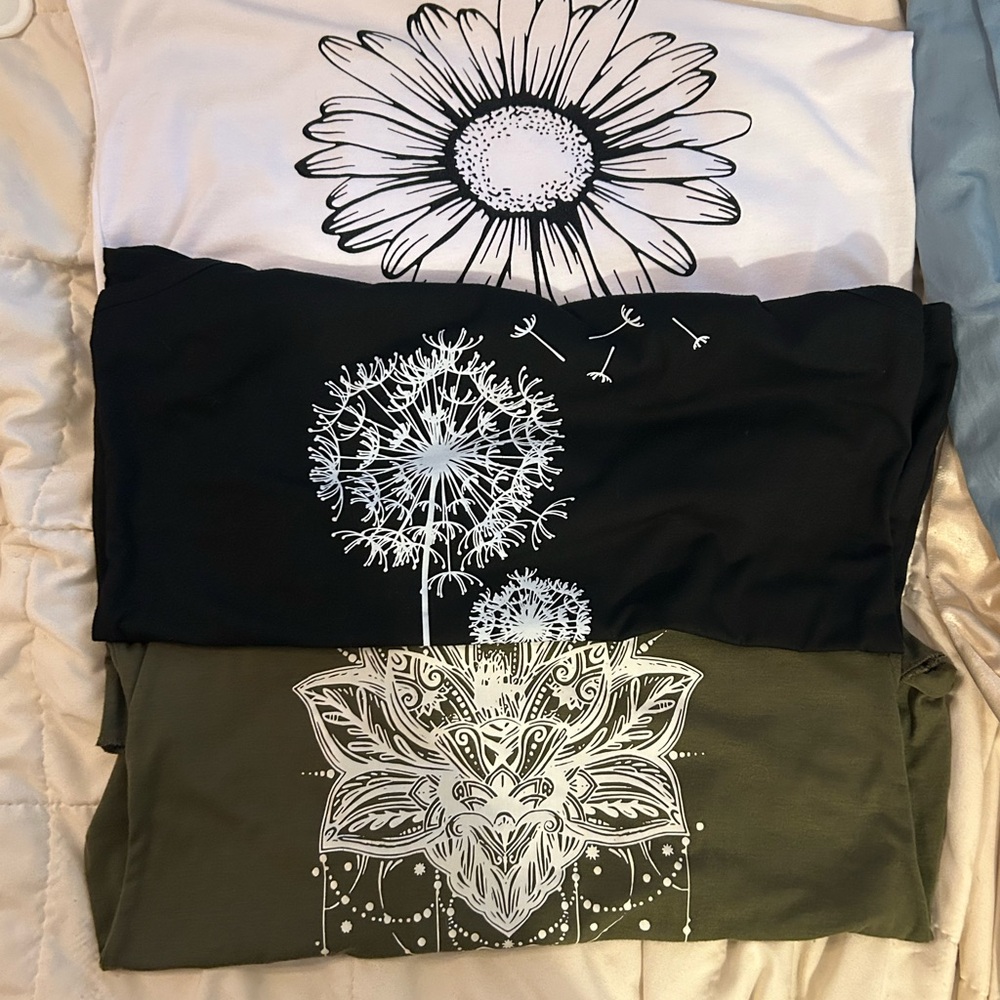 Bundle of 3 Tank Tops